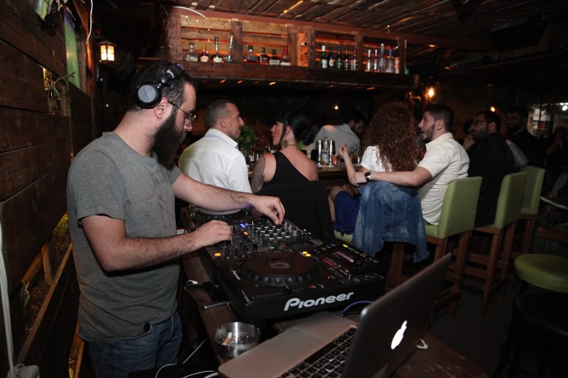 Fertil Pub on Saturday Night